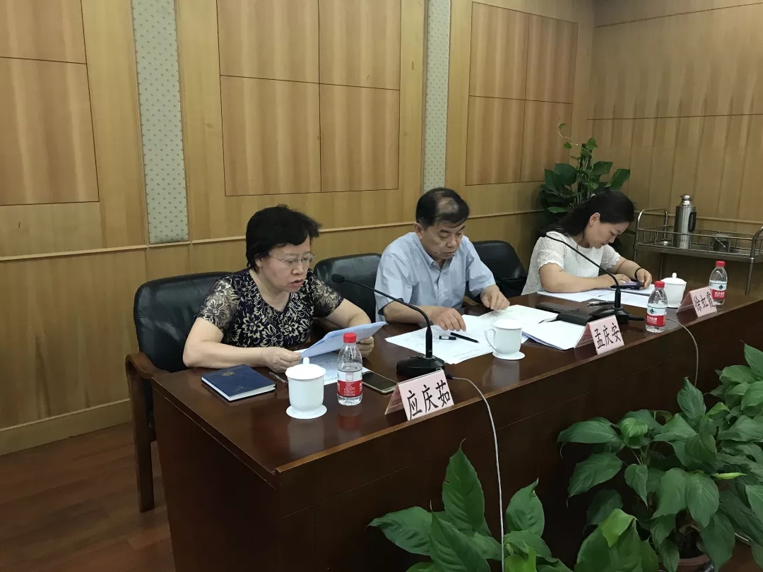 纪工委孟庆安书记与纪检干部交流了三点体会